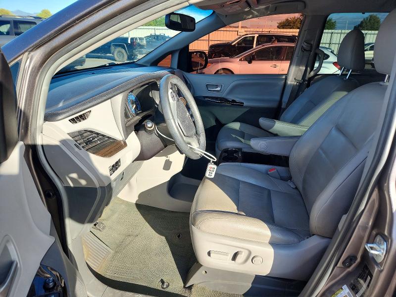 Photo 7 from auction – 2017 TOYOTA SIENNA with VIN 5TDDZ3DC7HS182897