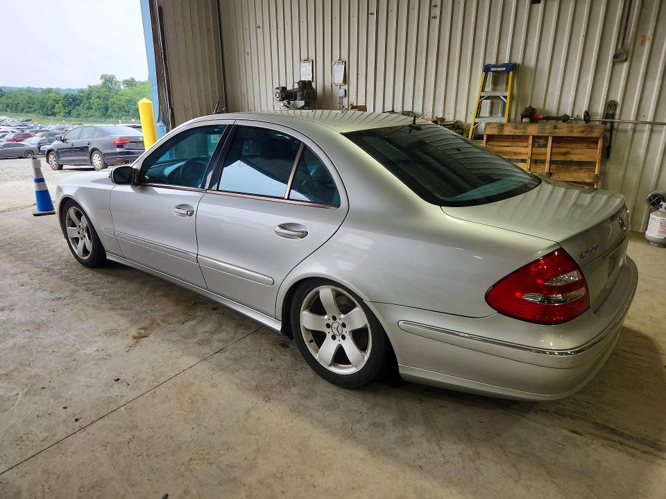Photo 2 from auction – 2005 MERCEDES-BENZ E with VIN WDBUF83J25X187046