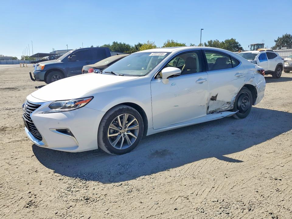 LEXUS ES 2016 with VIN JTHBW1GG7G2113392 - Photo from auction