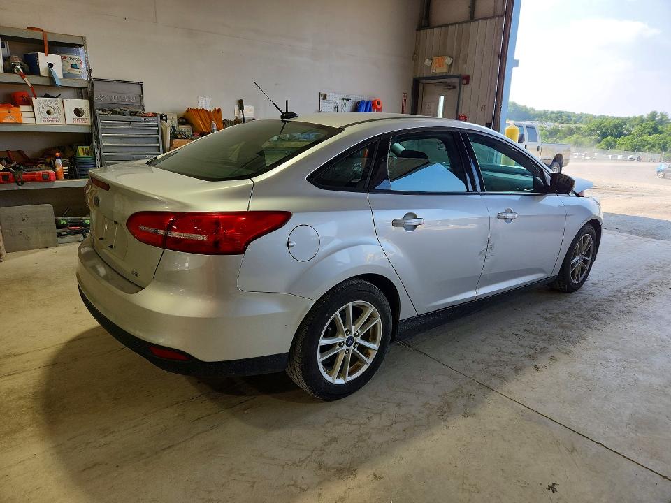 Photo 3 from auction – 2018 FORD FOCUS with VIN 1FADP3F28JL203795