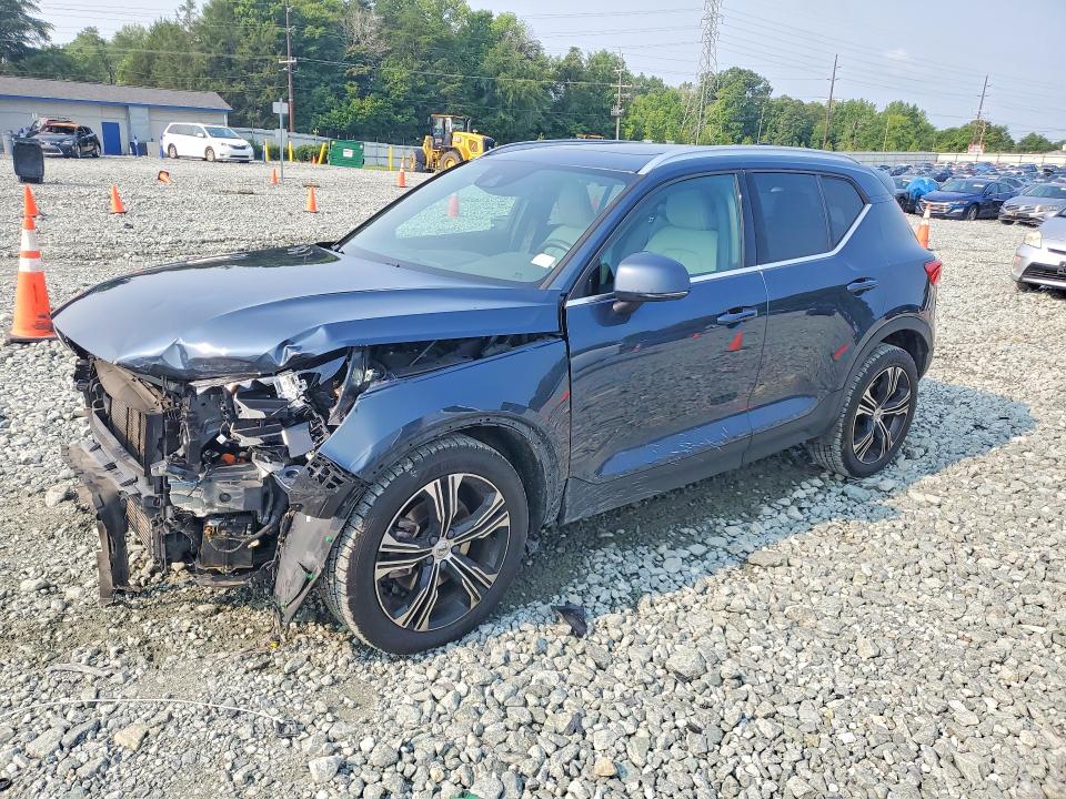 VOLVO XC40 2019 with VIN YV4162ULXK2155565 - Photo from auction