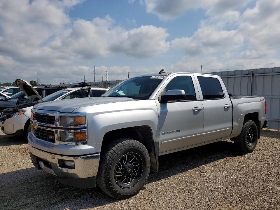 CHEVROLET SILVERADO 2015 with VIN 3GCUKRECXFG152178 - Photo from auction