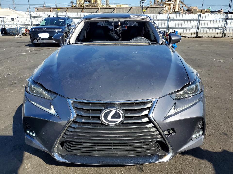 Photo 5 from auction – 2020 LEXUS IS with VIN JTHAA1D22L5108709