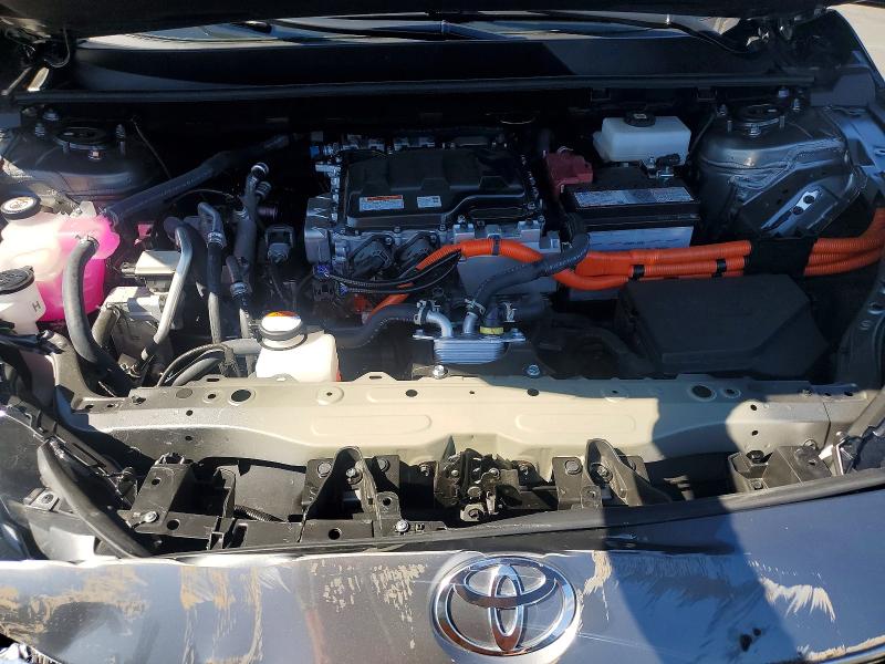 Photo 11 from auction – 2024 TOYOTA BZ4X with VIN JTMABACA2RA071944