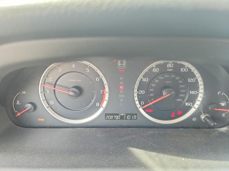 Photo 9 from auction – 2011 HONDA ACCORD with VIN 1HGCP2F35BA109266
