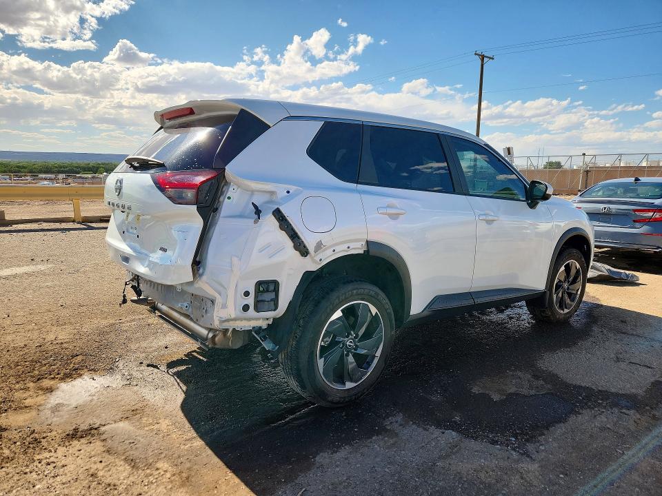 Photo 3 from auction – 2025 NISSAN ROGUE with VIN JN8BT3BB9SW413068
