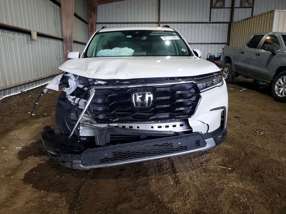 Photo 5 from auction – 2025 HONDA PILOT with VIN 5FNYG2H78SB034302