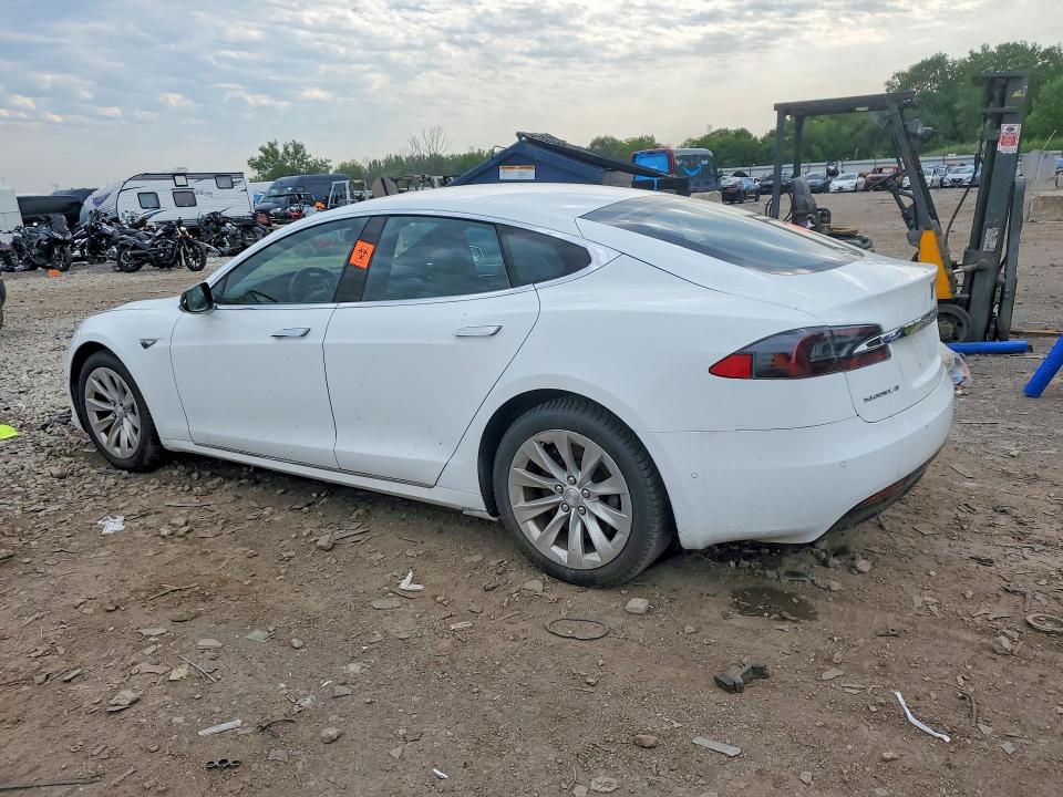 Photo 2 from auction – 2016 TESLA MODEL S with VIN 5YJSA1E11GF158470