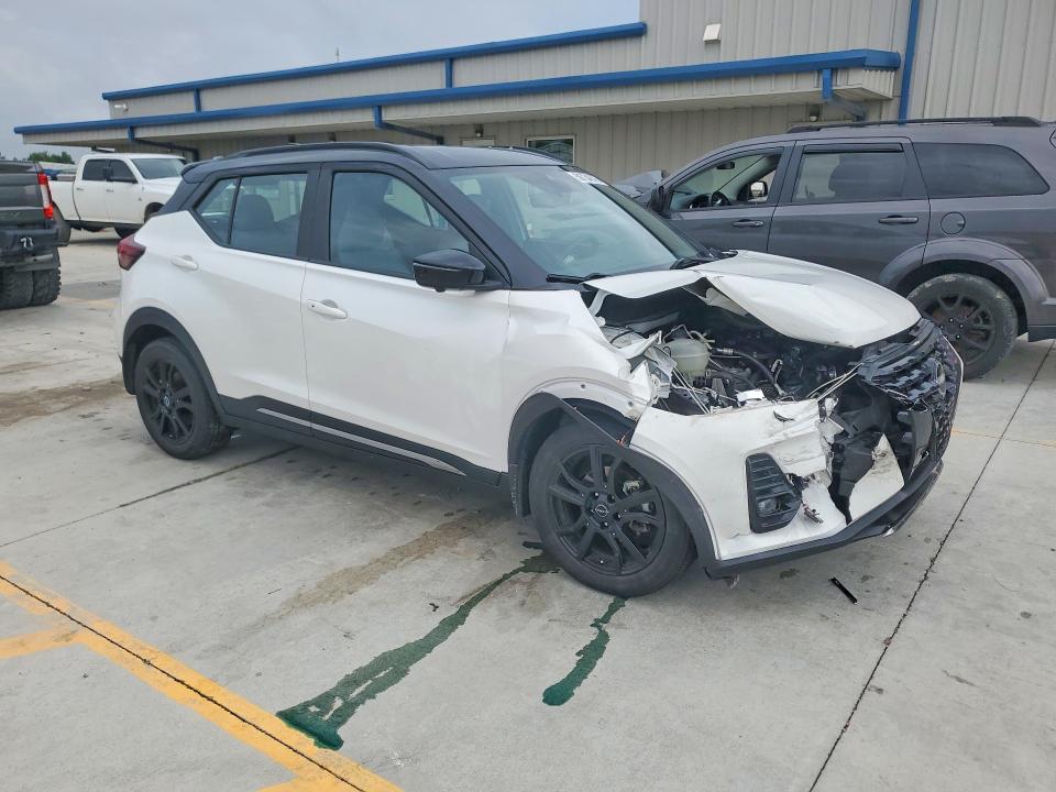 Снимка 4 от търг – 2024 NISSAN KICKS с VIN 3N1CP5DV0RL475081
