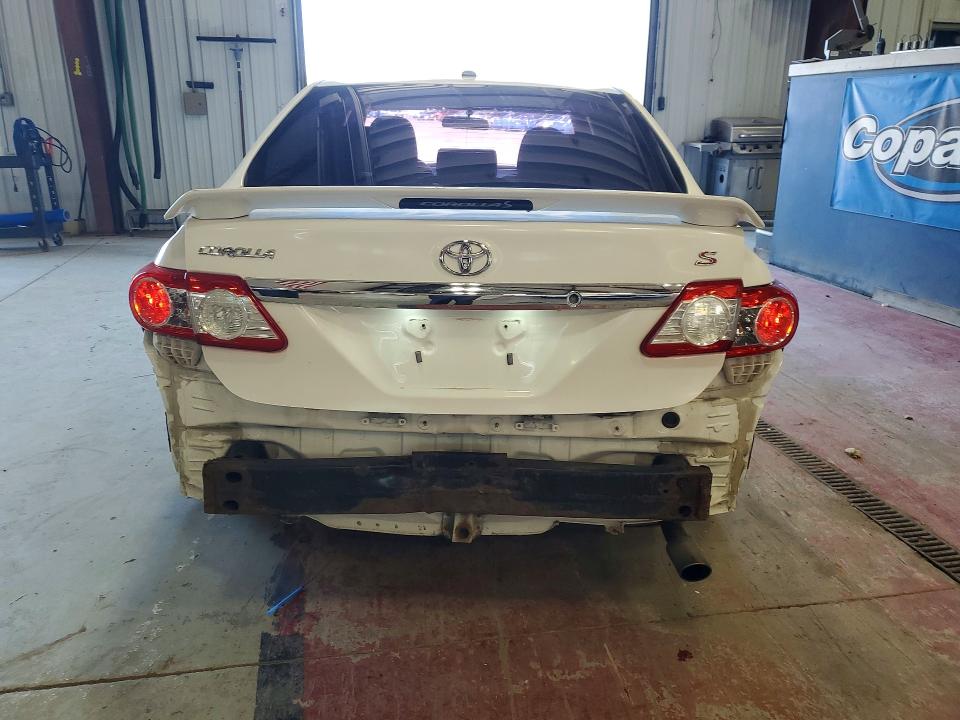 Photo 6 from auction – 2011 TOYOTA COROLLA with VIN 2T1BU4EE0BC752511