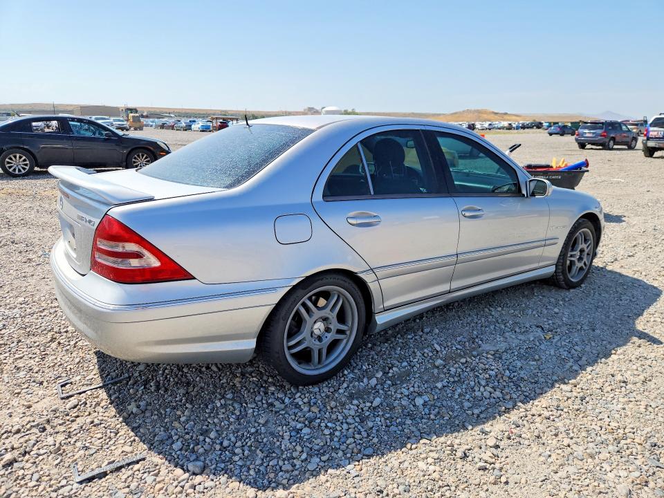 Photo 3 from auction – 2003 MERCEDES-BENZ C with VIN WDBRF65J03F436339