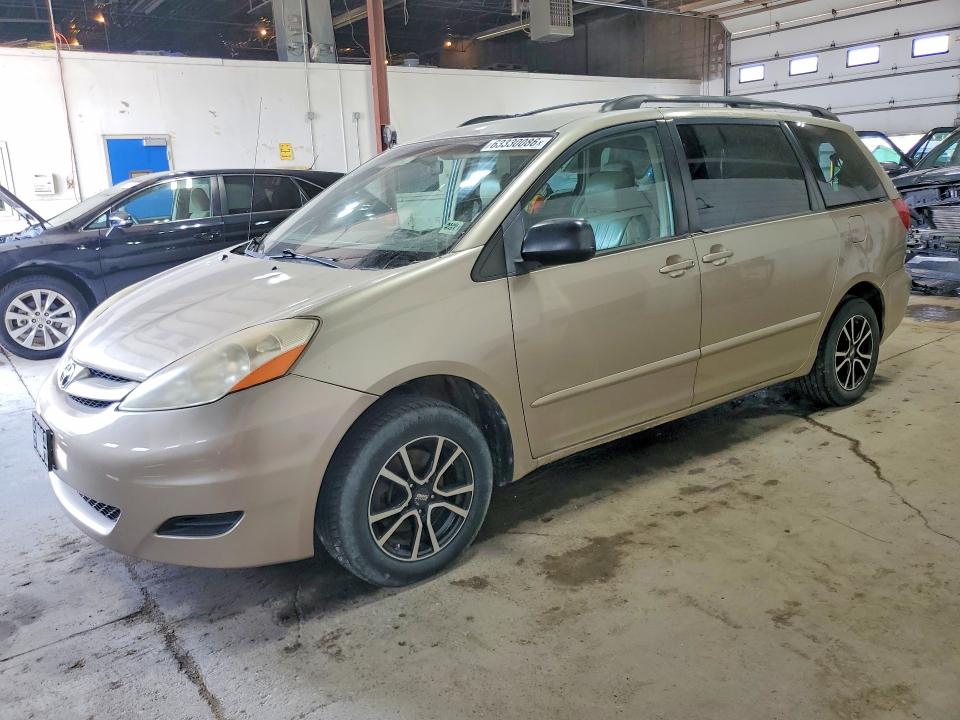 TOYOTA SIENNA 2006 with VIN 5TDZA23C26S439938 - Photo from auction