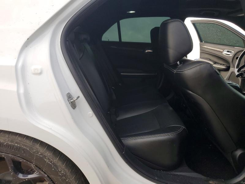 Photo 10 from auction – 2019 CHRYSLER 300 with VIN 2C3CCABT5KH565039