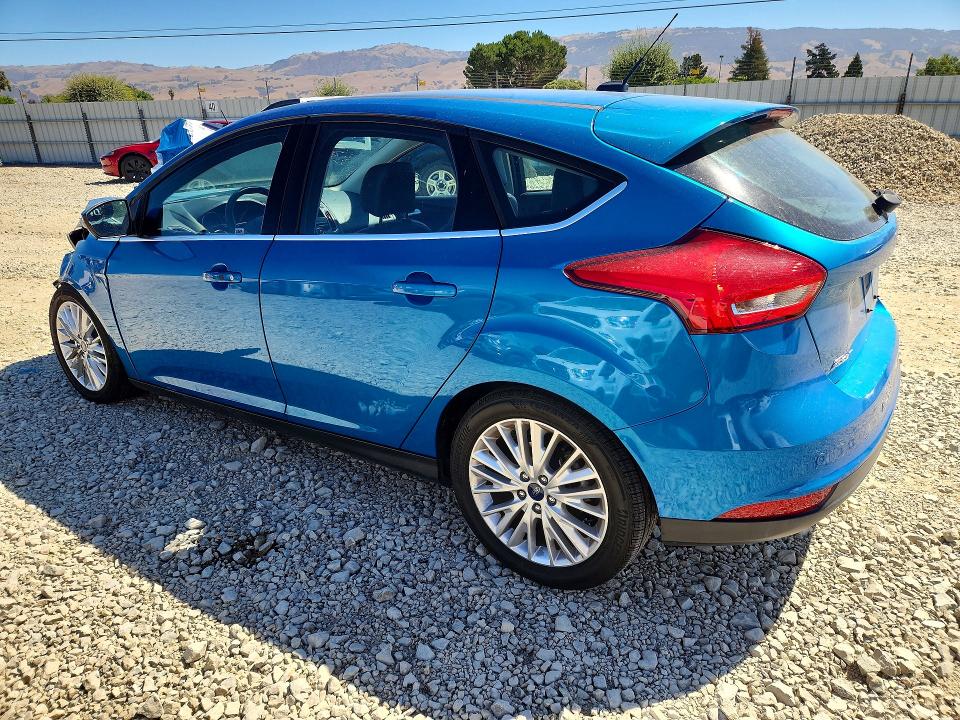 Photo 2 from auction – 2016 FORD FOCUS with VIN 1FADP3N26GL387824
