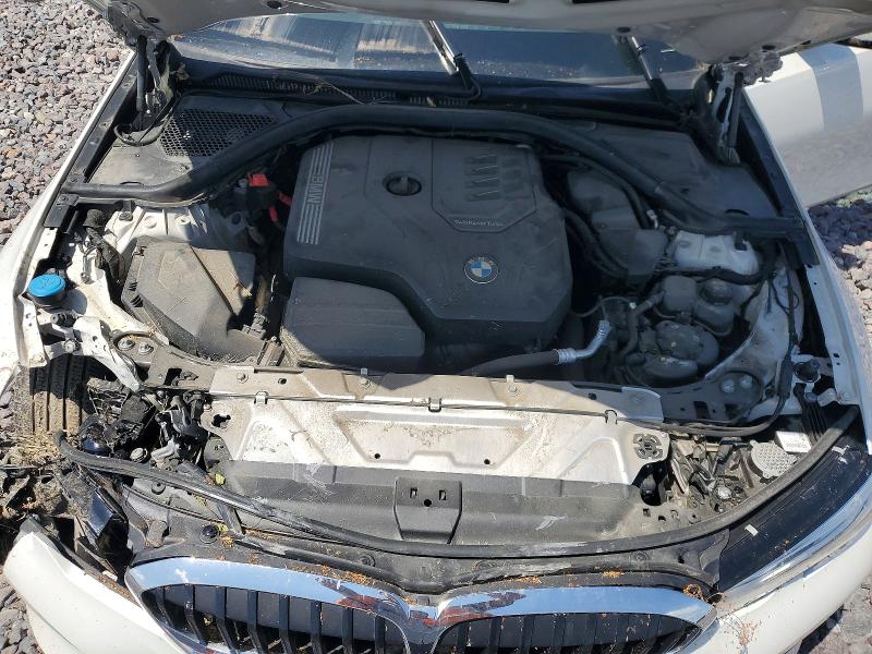 Photo 11 from auction – 2022 BMW 330XI with VIN 3MW5R7J02N8C63362