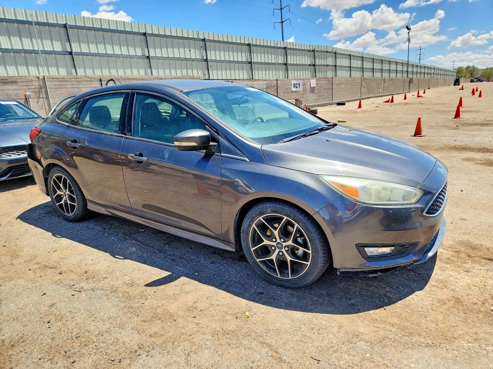 Photo 4 from auction – 2016 FORD FOCUS with VIN 1FADP3F22GL245971