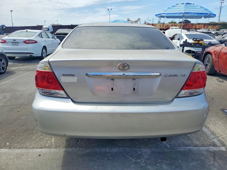 Photo 6 from auction – 2006 TOYOTA CAMRY with VIN 4T1BE30K26U669252