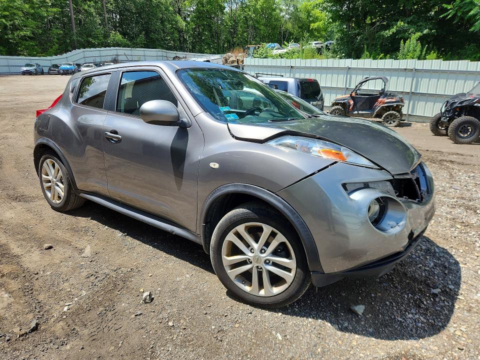 Photo 4 from auction – 2014 NISSAN JUKE with VIN JN8AF5MV7ET359250