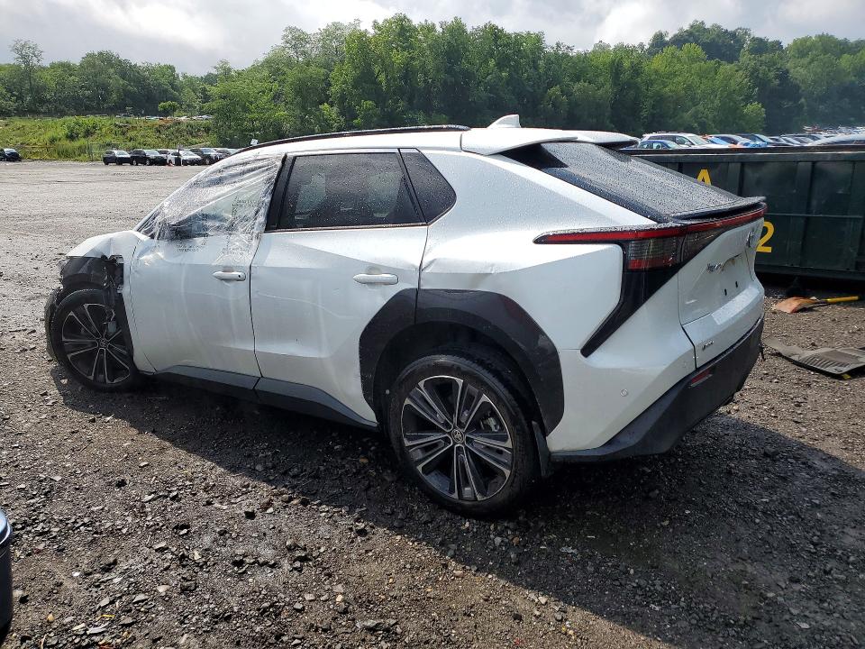 Photo 2 from auction – 2024 TOYOTA BZ4X with VIN JTMABACA4RA078894