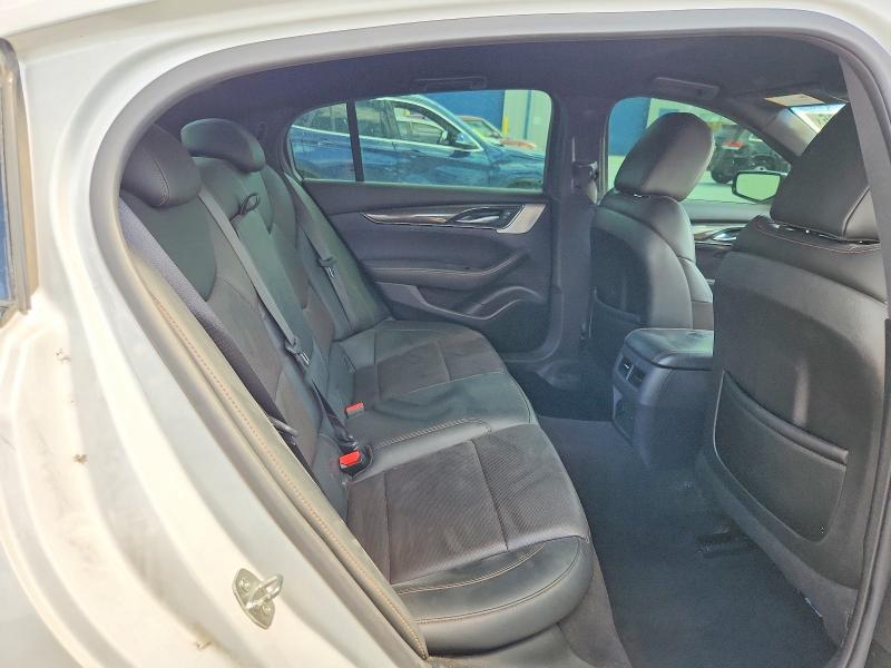 Photo 10 from auction – 2021 CADILLAC CT5 with VIN 1G6DP5RK4M0112873