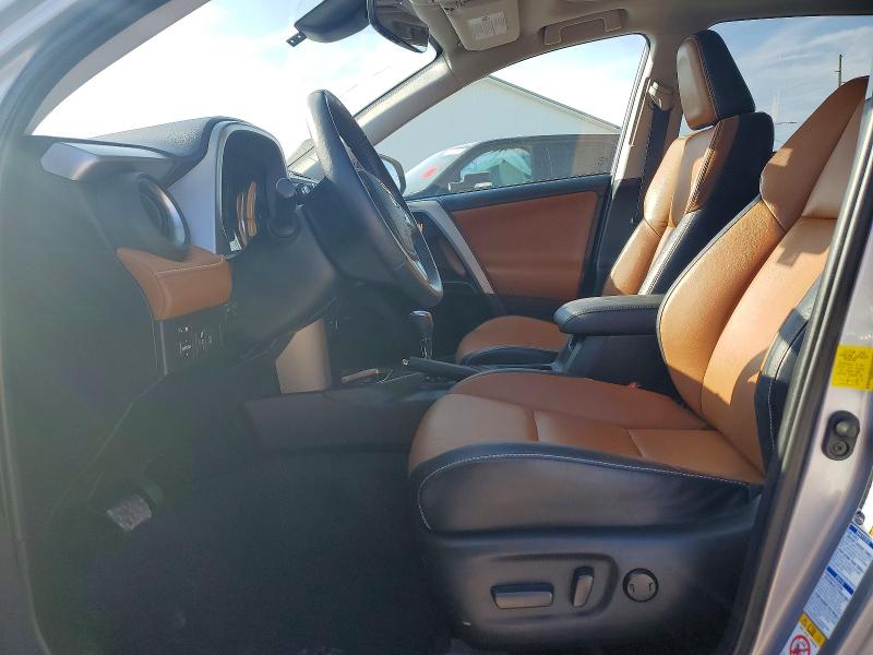 Photo 7 from auction – 2016 TOYOTA RAV4 with VIN 2T3DFREV4GW501472