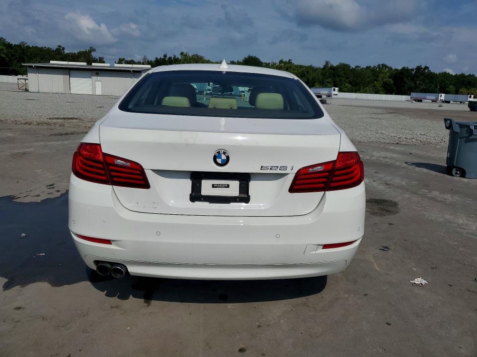 Zdjęcie 6 z aukcji – 2016 BMW 528 z VIN WBA5A5C5XGD528510
