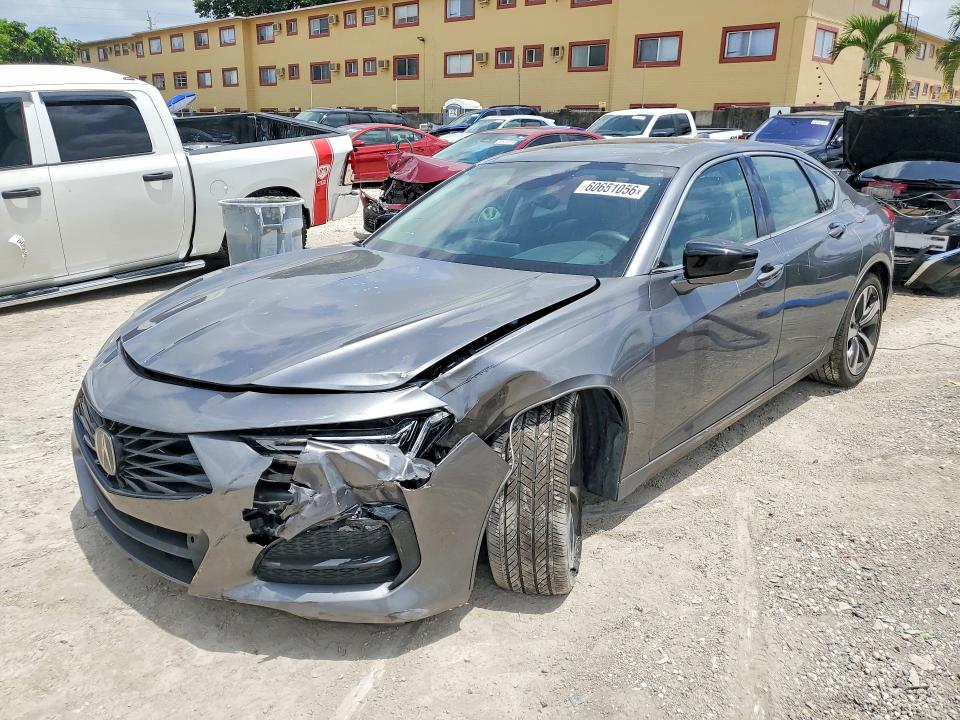 ACURA TLX 2024 с VIN 19UUB5F46RA000984 - Снимка от търг