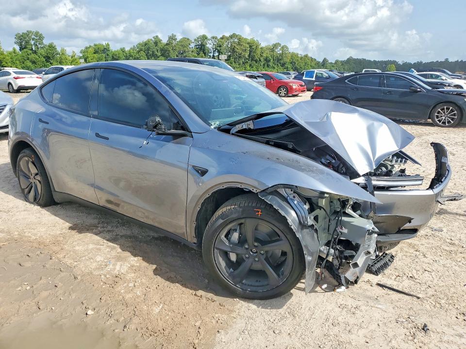 Photo 4 from auction – 2026 TESLA MODEL Y with VIN 7SAYGDEE1TA632781