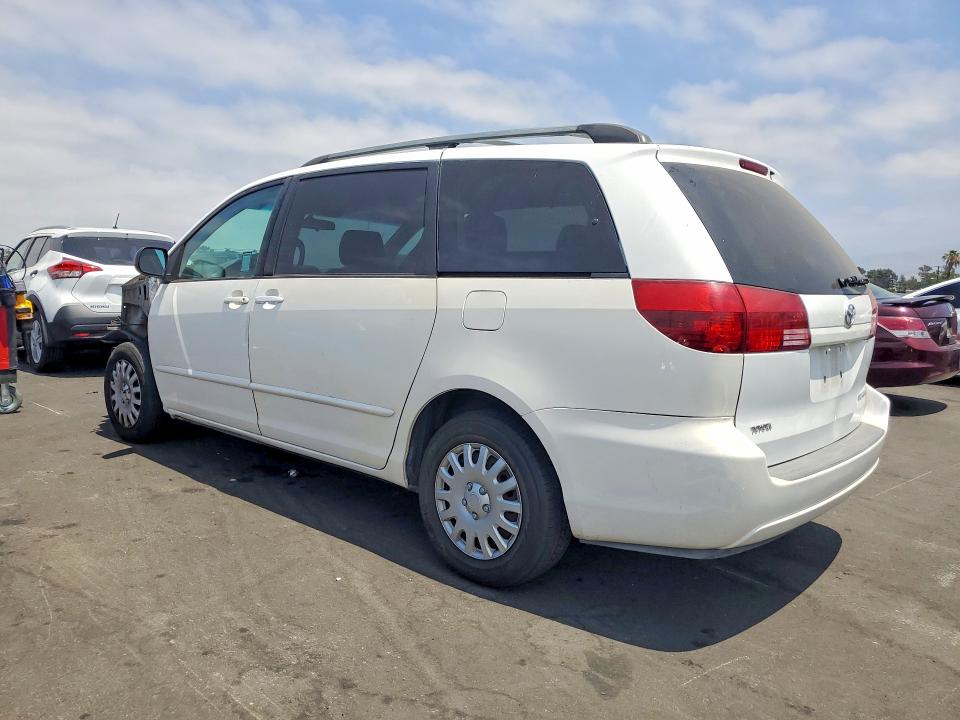 Photo 2 from auction – 2005 TOYOTA SIENNA with VIN 5TDZA23C75S355693