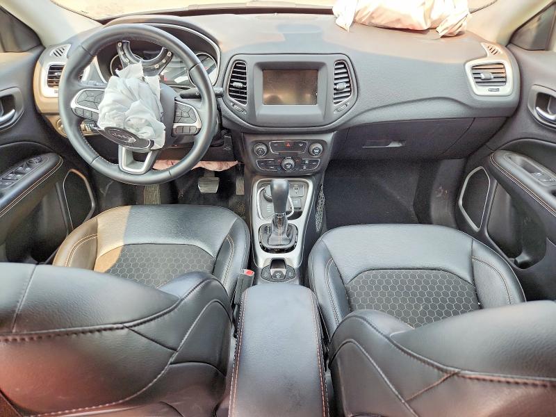 Photo 8 from auction – 2019 JEEP COMPASS with VIN 3C4NJDBBXKT776585