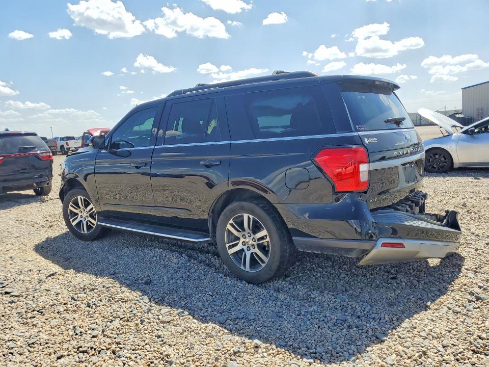 Photo 2 from auction – 2022 FORD EXPEDITION with VIN 1FMJU1HT4NEA55229