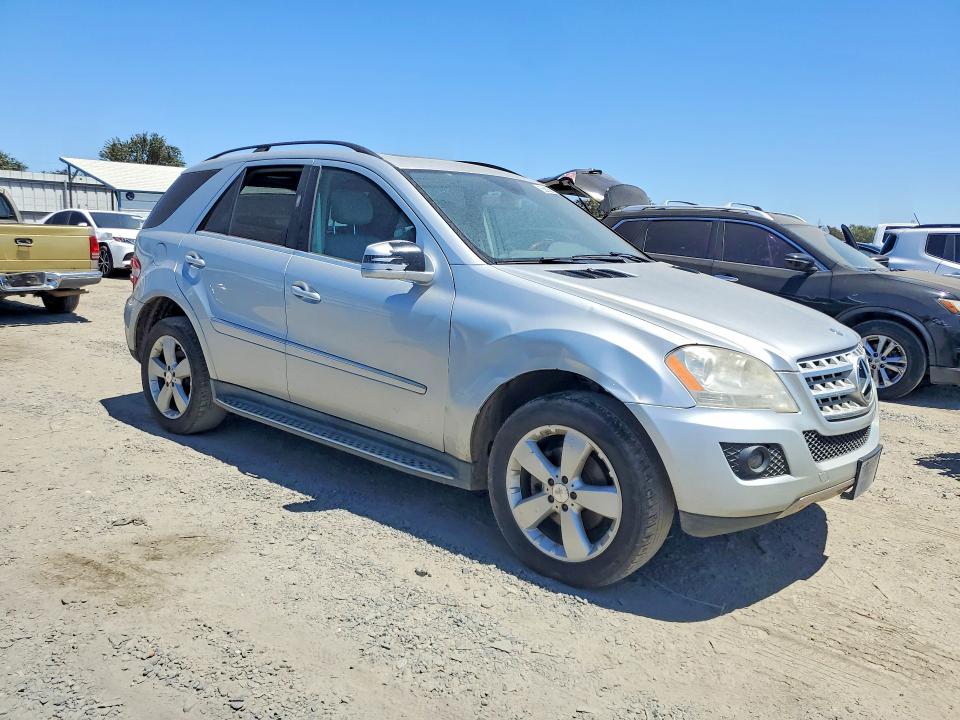 Photo 4 from auction – 2011 MERCEDES-BENZ ML with VIN 4JGBB8GB1BA730730