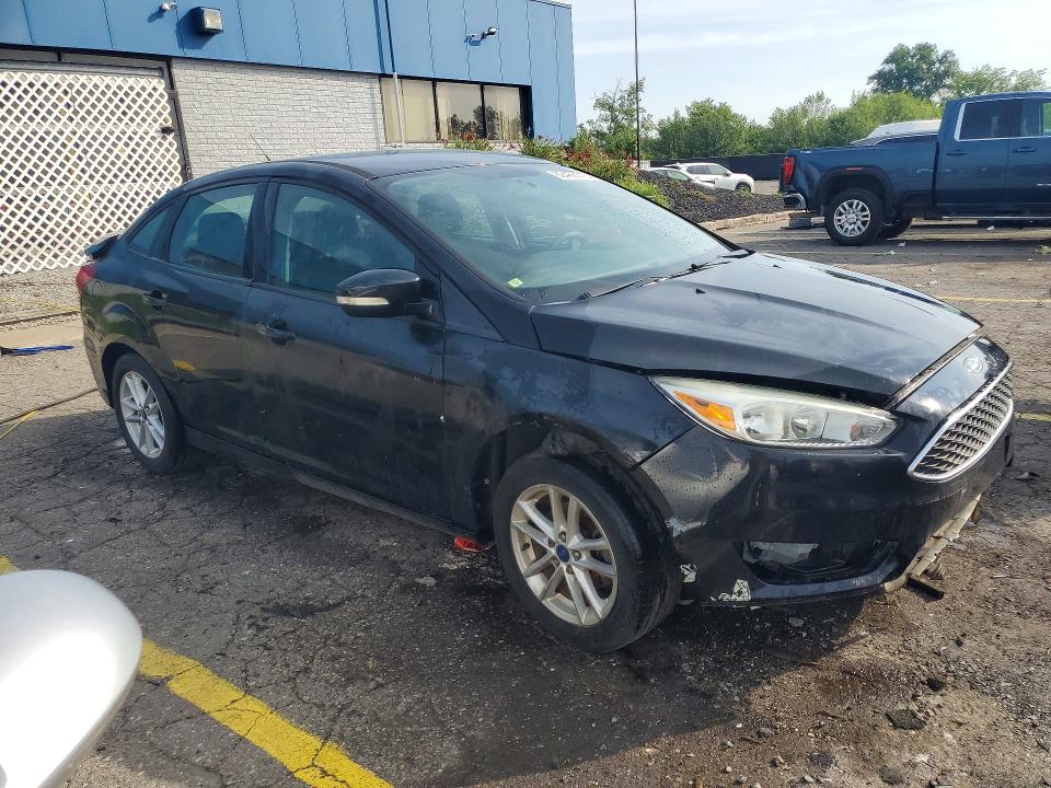 Photo 4 from auction – 2015 FORD FOCUS with VIN 1FADP3F2XFL325775