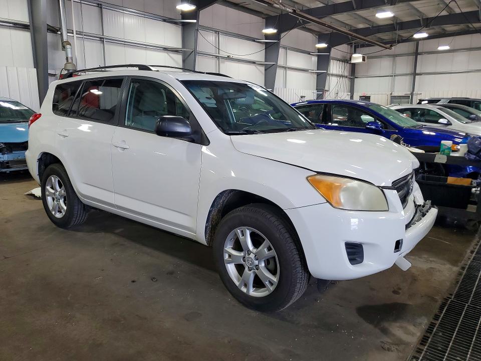 Photo 4 from auction – 2011 TOYOTA RAV4 with VIN JTMBF4DV3B5041832