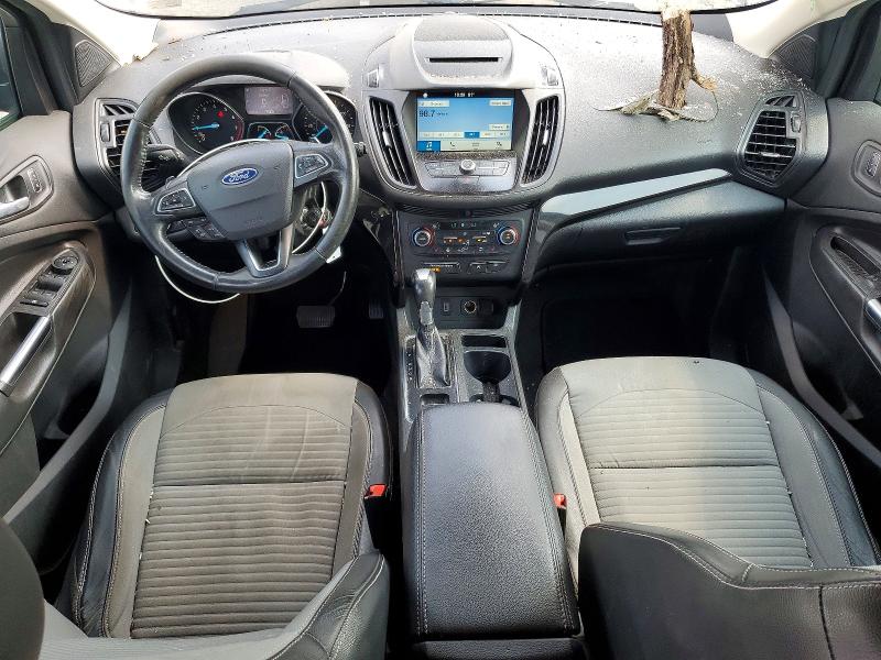 Photo 8 from auction – 2018 FORD ESCAPE with VIN 1FMCU9GD6JUB65930