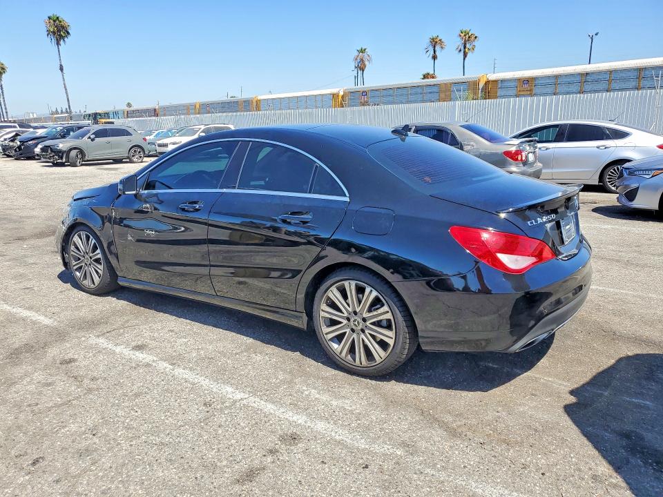 Photo 2 from auction – 2019 MERCEDES-BENZ CLA with VIN WDDSJ4EBXKN762187