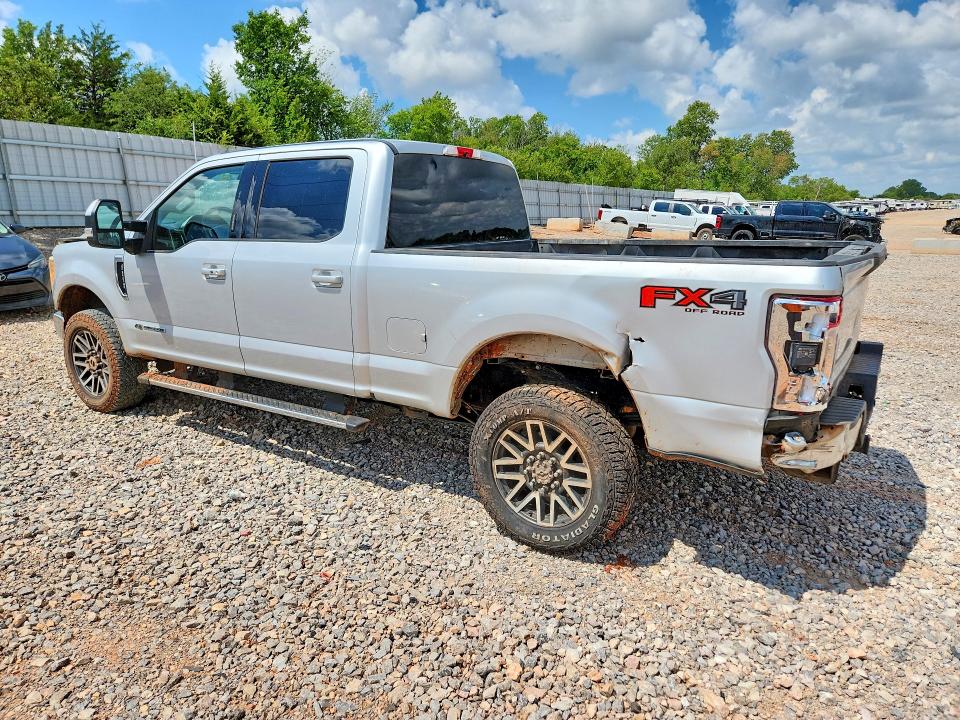 Photo 2 from auction – 2017 FORD F250 with VIN 1FT7W2BTXHEC77821