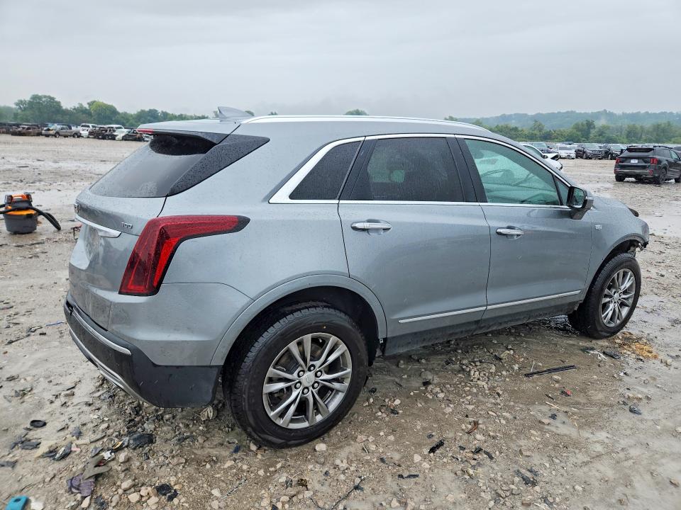 Photo 3 from auction – 2023 CADILLAC XT5 with VIN 1GYKNDRS4PZ186437