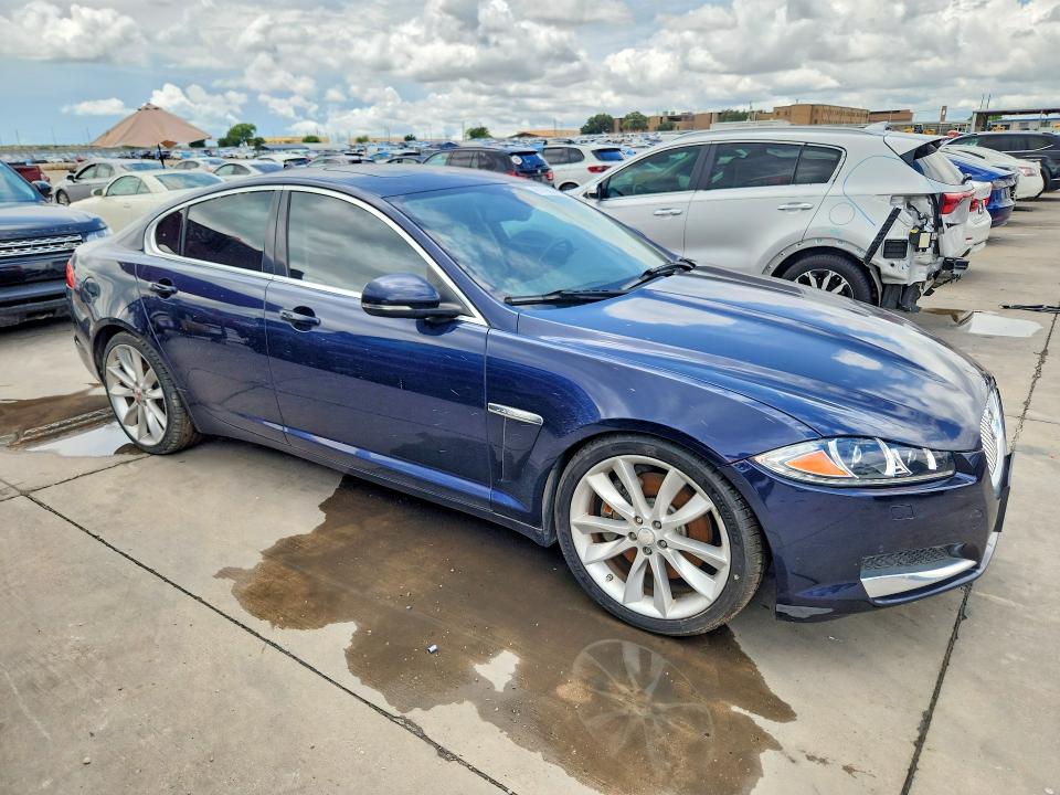 صورة رقم 4 من المزاد - 2015 JAGUAR XF مع VIN SAJWA0F77F8U88175