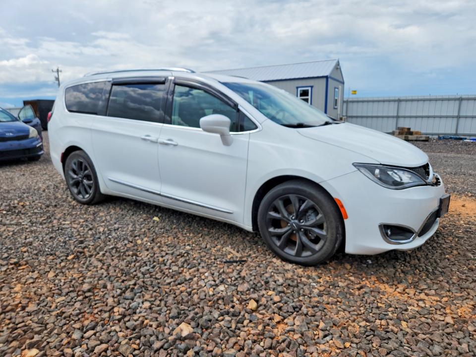 Photo 4 from auction – 2018 CHRYSLER PACIFICA with VIN 2C4RC1BG9JR186062