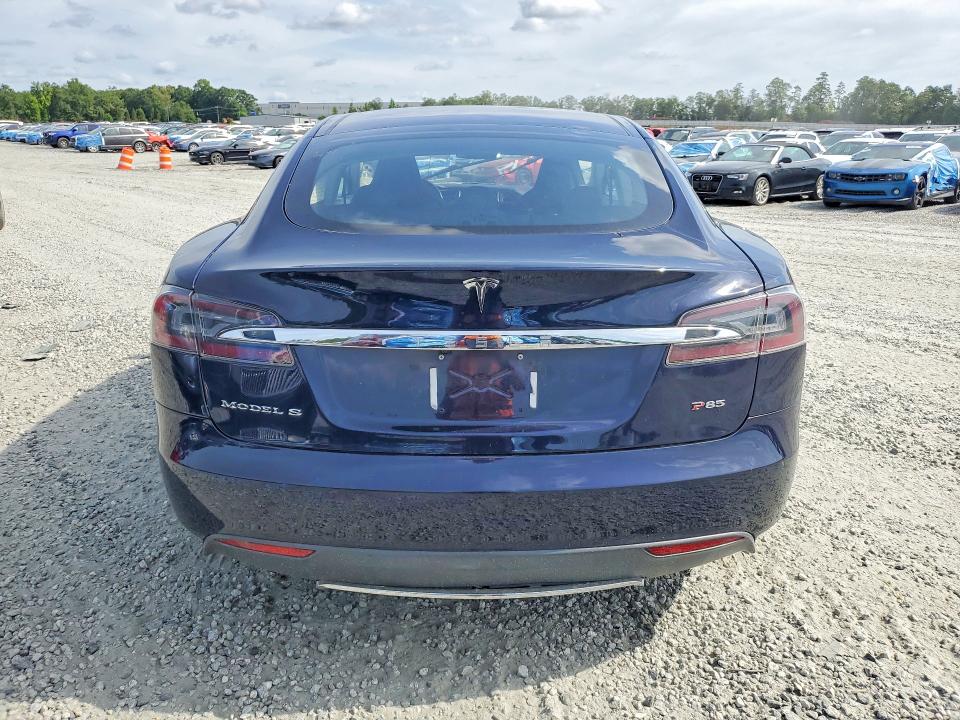 Photo 6 from auction – 2013 TESLA MODEL S with VIN 5YJSA1CP5DFP27162