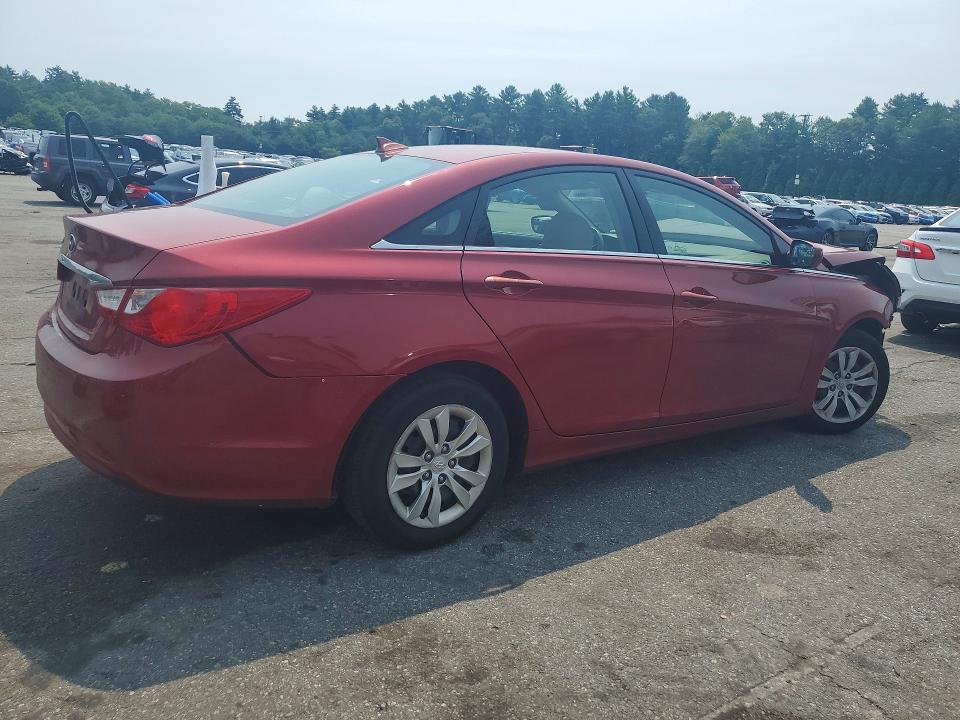 Фото 3 с аукциона – 2012 HYUNDAI SONATA с VIN 5NPEB4ACXCH444543