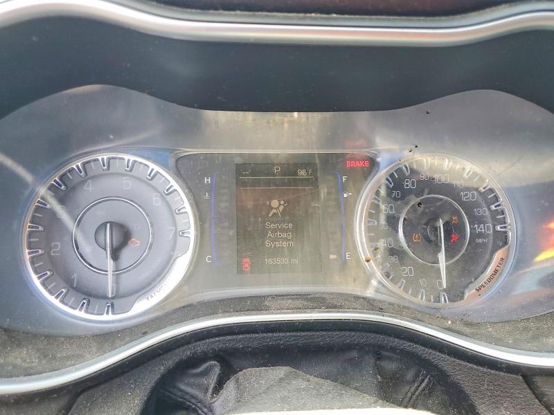 Photo 9 from auction – 2016 CHRYSLER 200 with VIN 1C3CCCAB6GN143459