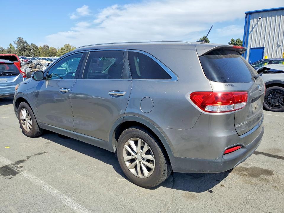 Photo 2 from auction – 2017 KIA SORENTO with VIN 5XYPG4A58HG196089