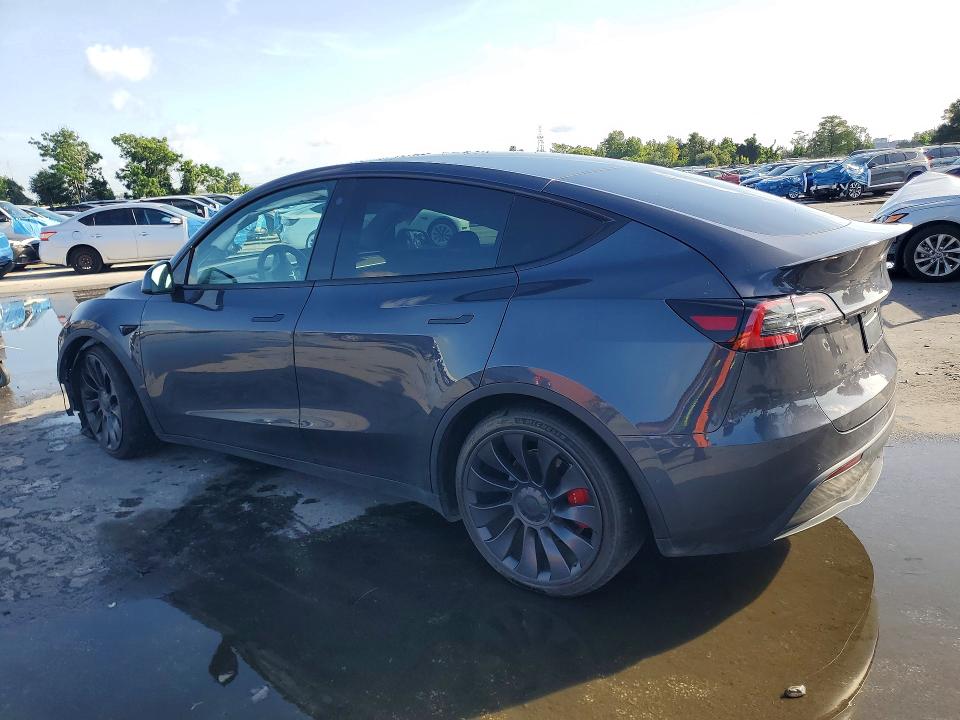 Photo 2 from auction – 2021 TESLA MODEL Y with VIN 5YJYGDEF1MF194757