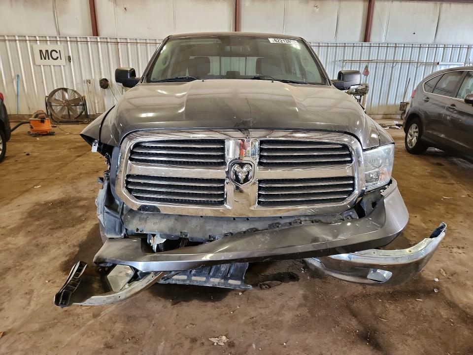 Photo 5 from auction – 2015 RAM 1500 with VIN 1C6RR7TT1FS784334