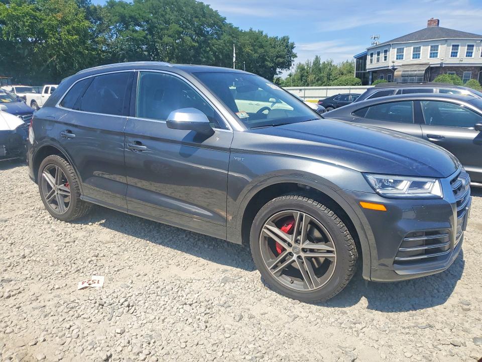 Photo 4 from auction – 2018 AUDI SQ5 with VIN WA1A4AFY1J2202437
