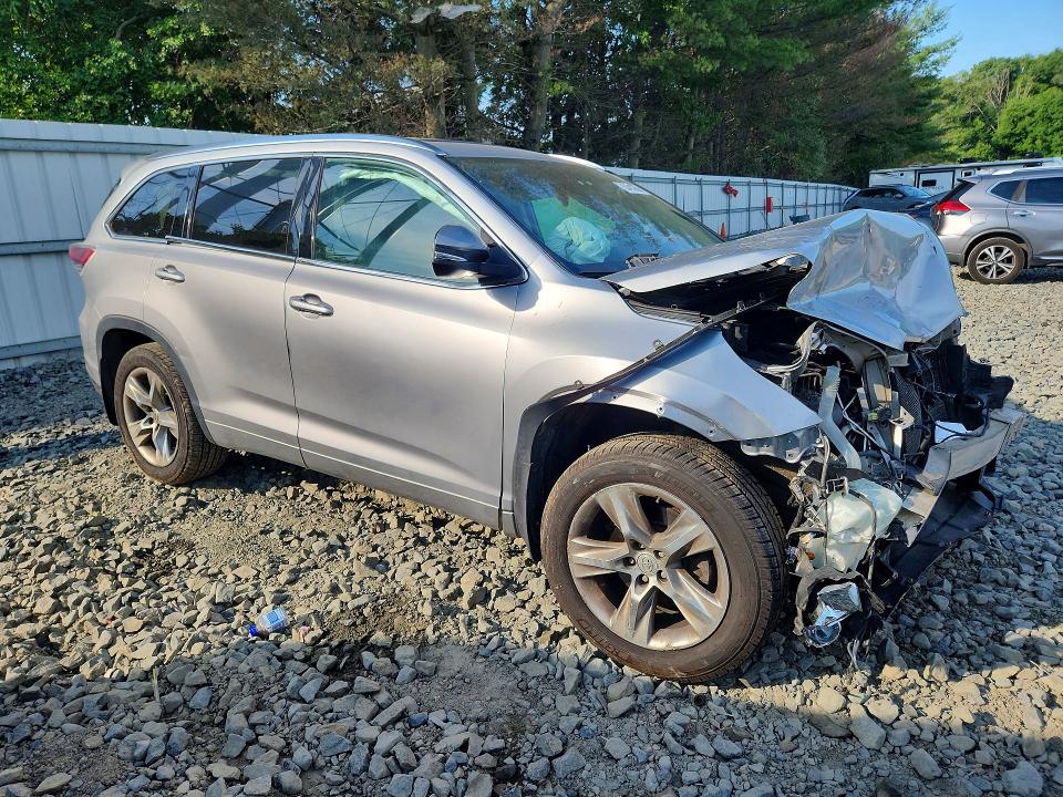 Photo 4 from auction – 2014 TOYOTA HIGHLANDER with VIN 5TDDKRFH3ES027243