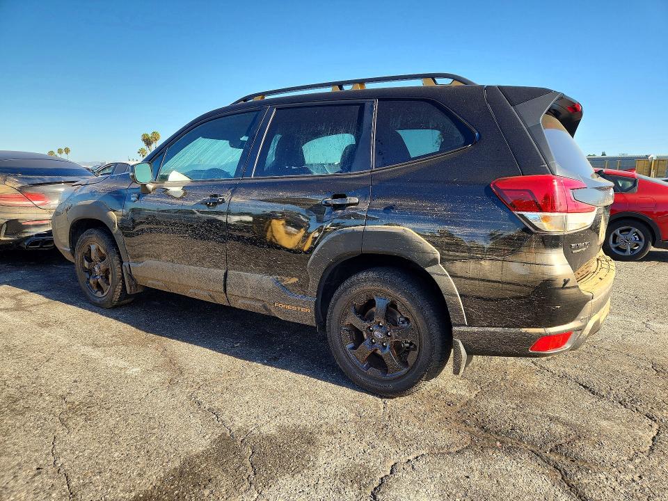 Photo 2 from auction – 2023 SUBARU FORESTER with VIN JF2SKALC0PH476390