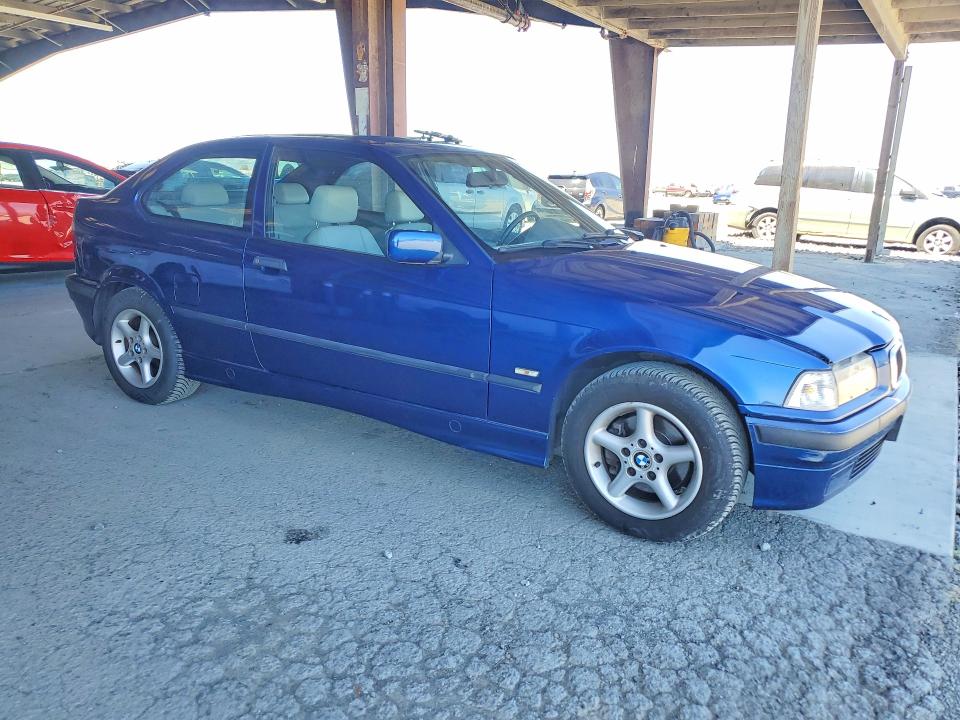 Photo 4 from auction – 1998 BMW 318 with VIN WBACG7330WKC31338